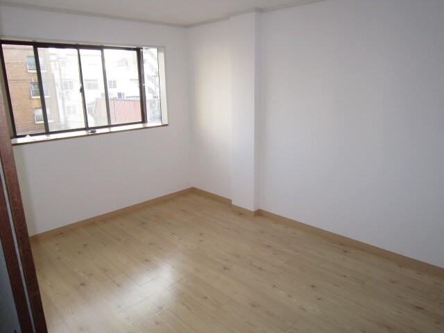 物件内観写真12　(居室)