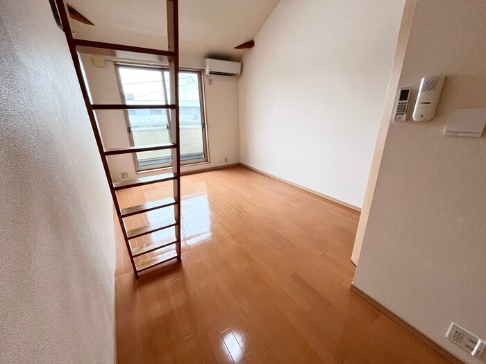 物件内観写真12　(居室)