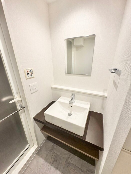 物件内観写真10　(洗面)