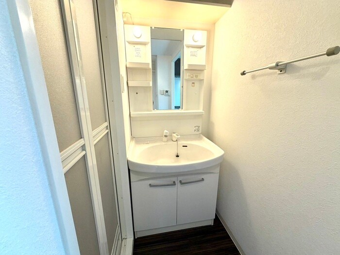 物件内観写真11　(洗面)