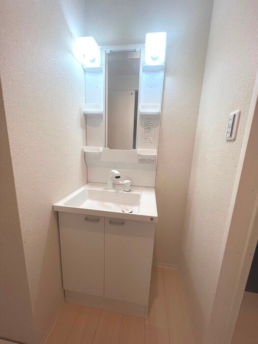 物件内観写真10　(洗面)