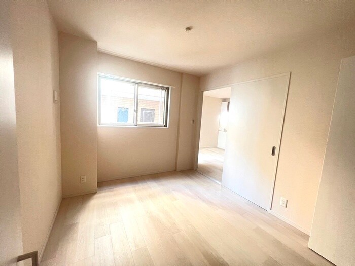 物件内観写真18　(居室)