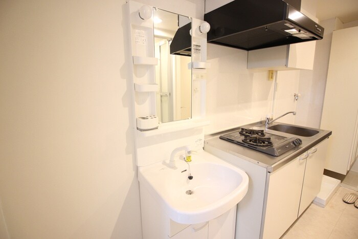 物件内観写真12　(洗面)