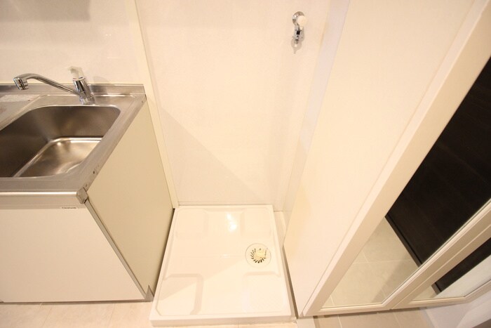 物件内観写真13　(洗濯機置場)