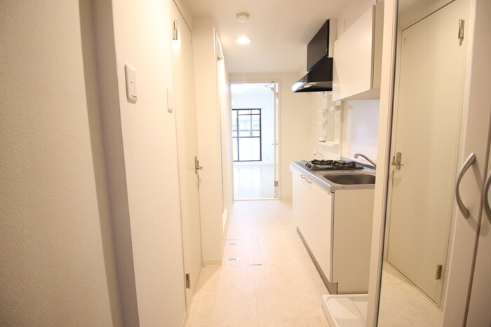 物件内観写真18　(廊下)