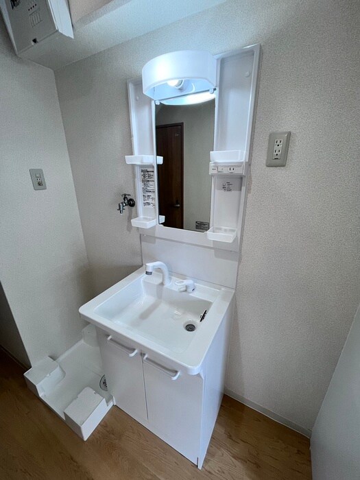 物件内観写真9　(洗面)