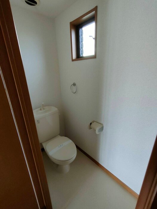 物件内観写真17　(トイレ)