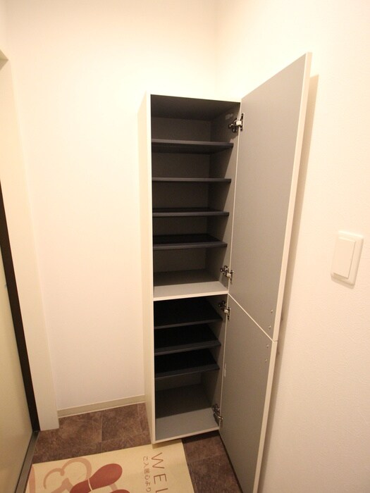 物件内観写真17　(靴箱)