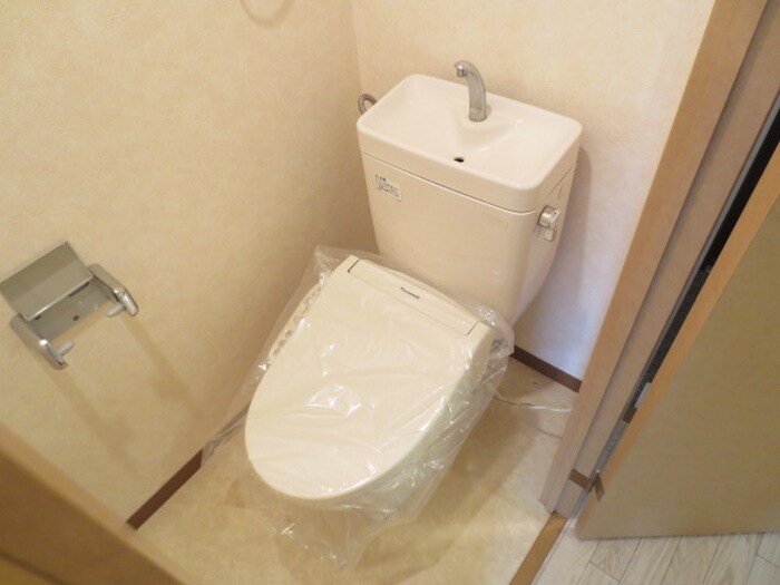 物件内観写真14　(トイレ)