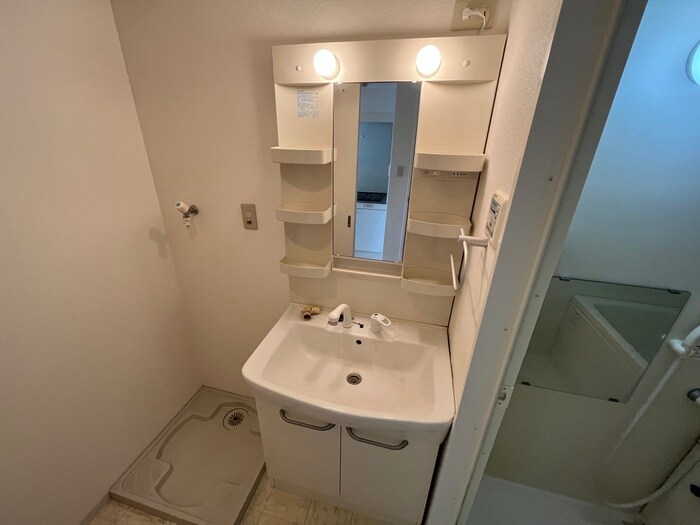 物件内観写真9　(洗面)