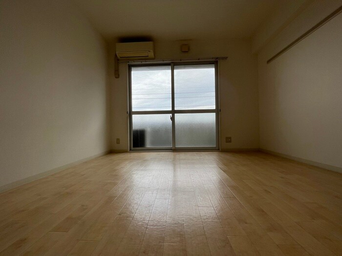 物件内観写真13　(居室)