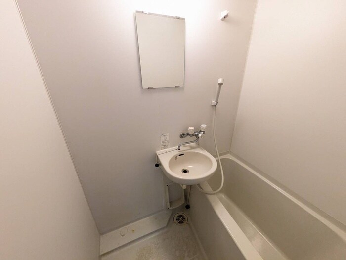 物件内観写真11　(洗面)