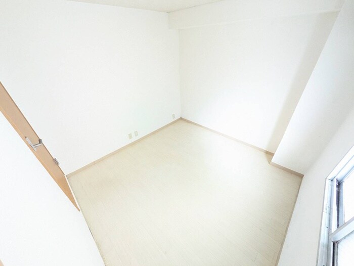 物件内観写真17　(居室)