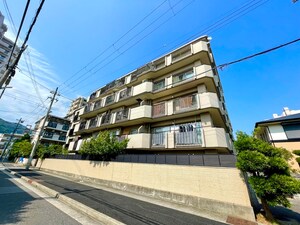 甲南第６東灘ハイム（２０１）外観写真