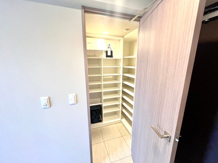物件内観写真14　(靴箱)