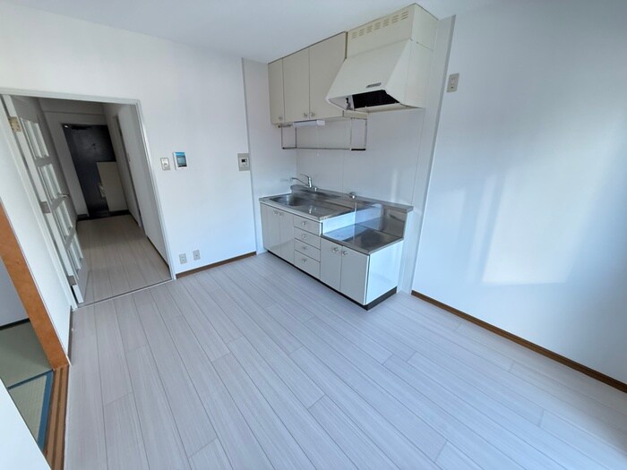 物件内観写真8　(キッチン)