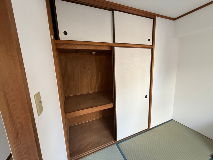 物件内観写真18　(収納)