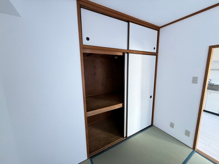 物件内観写真18　(収納)