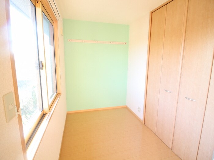 物件内観写真10　(居室)