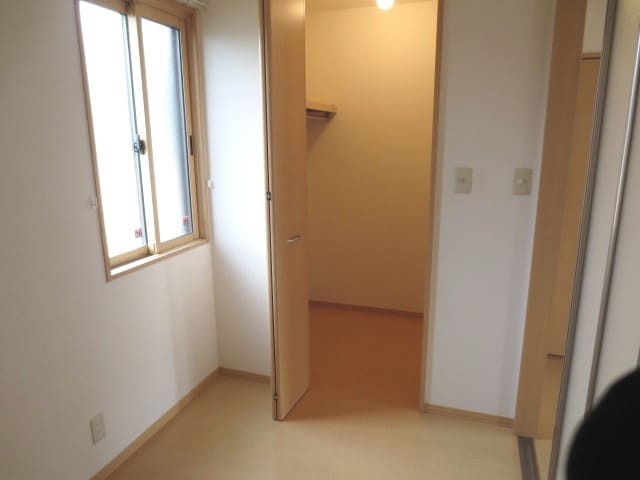 物件内観写真11　(収納)