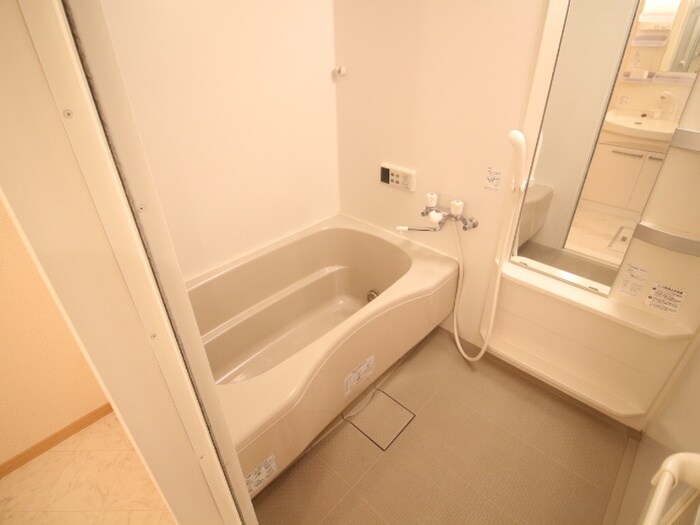 物件内観写真12　(バス／シャワールーム等)