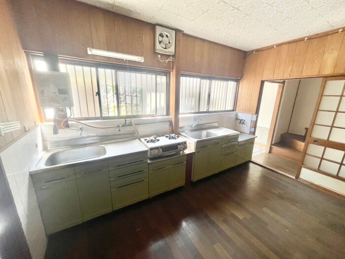 物件内観写真8　(キッチン)