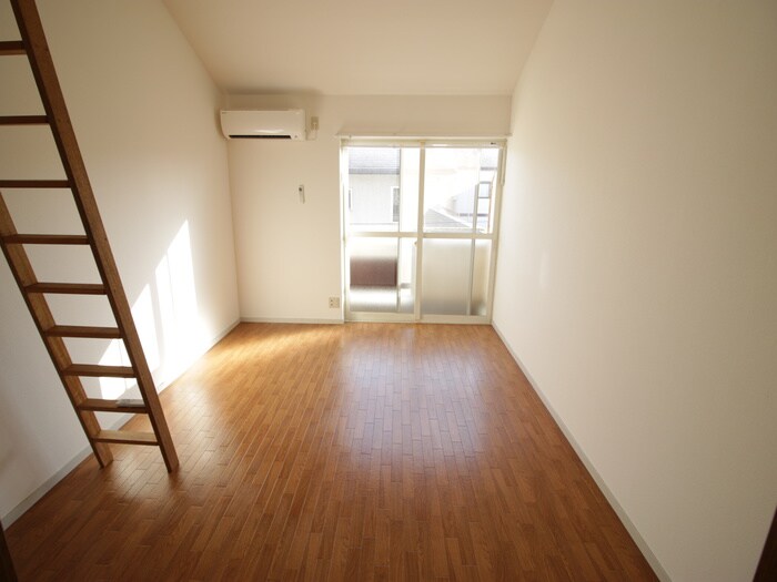 物件内観写真12　(居室)