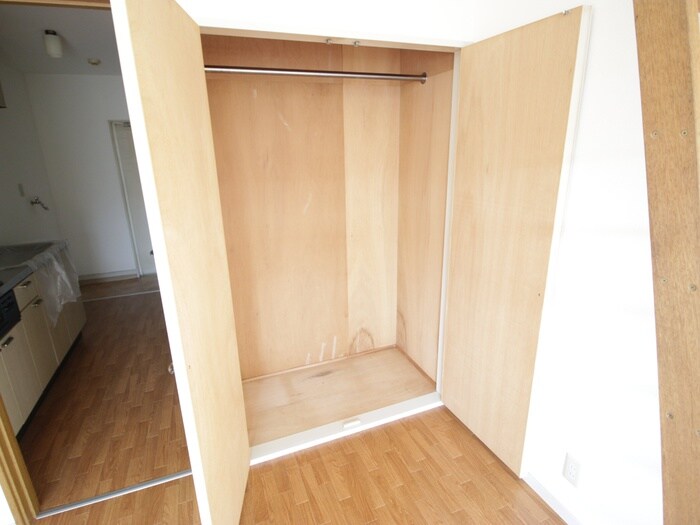 物件内観写真13　(収納)