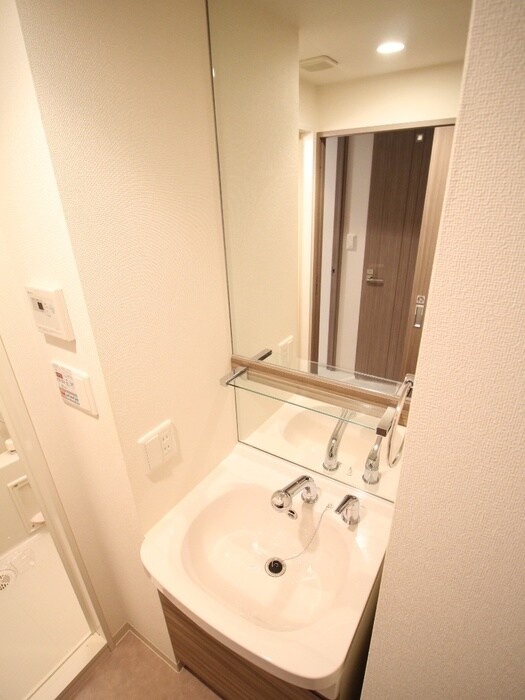 物件内観写真9　(洗面)