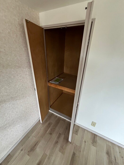 物件内観写真18　(収納)