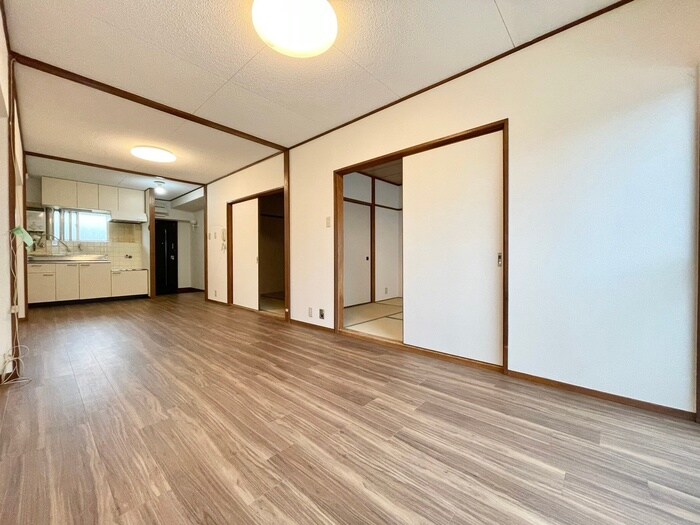 物件内観写真7　(居室)