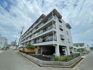 エクセラン外観写真