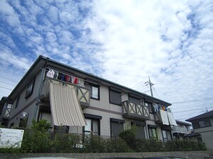グリ－ンガ－デン４号棟外観写真
