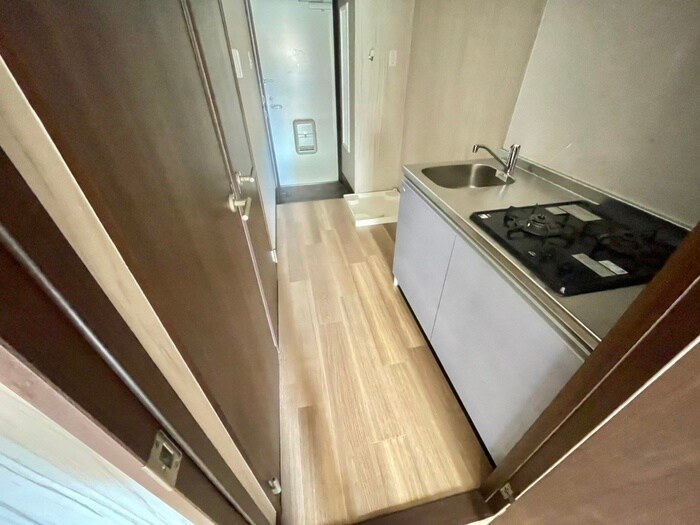 物件内観写真14　(廊下)