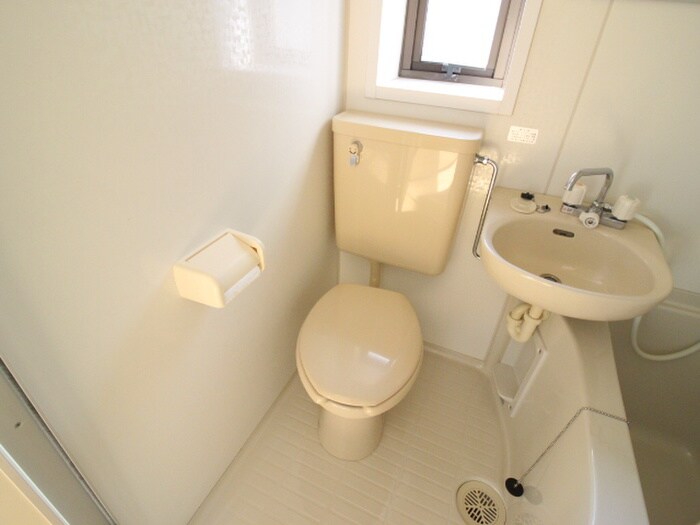 物件内観写真10　(トイレ)