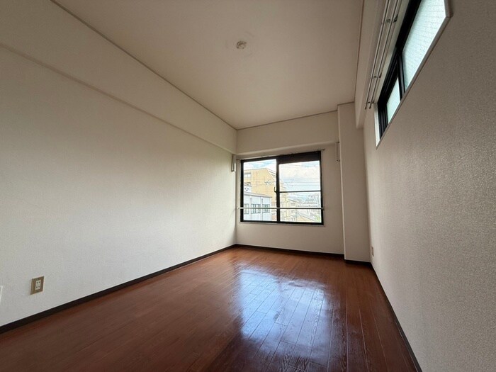 物件内観写真15　(居室)