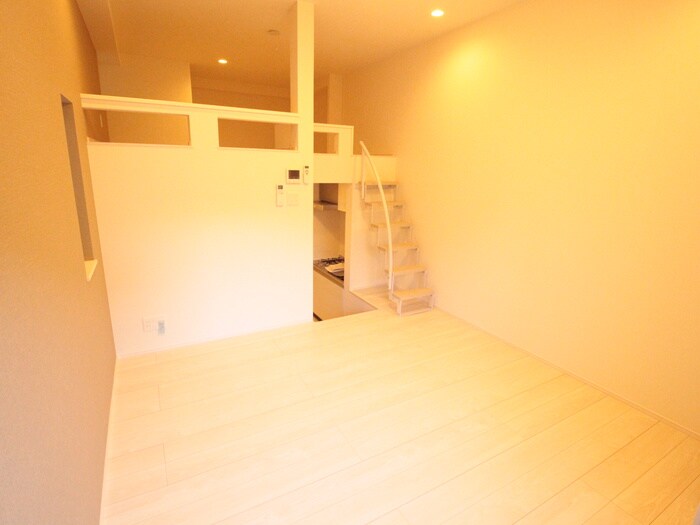 物件内観写真4　(居室)