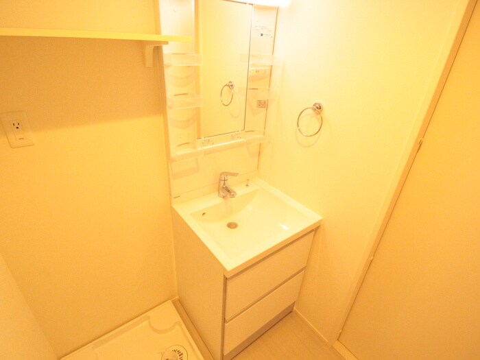 物件内観写真12　(洗面)