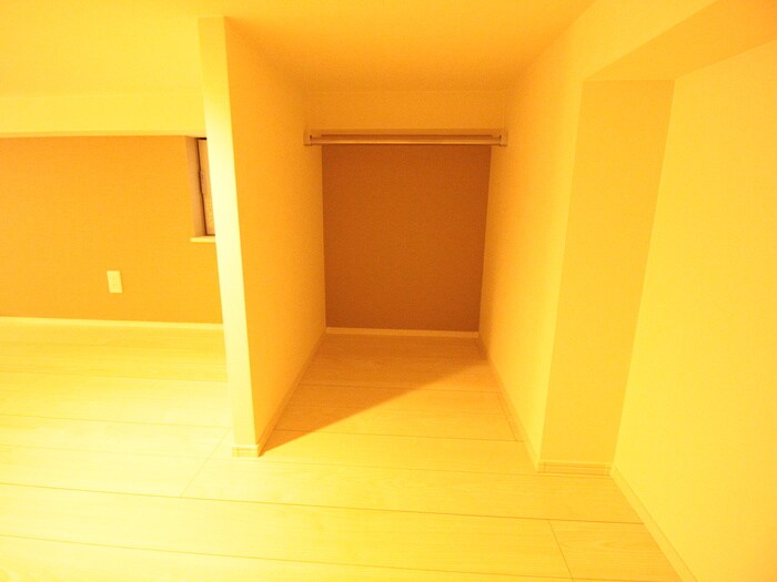 物件内観写真18　(収納)