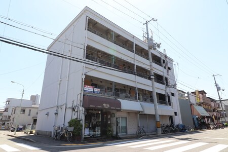 高田マンション外観写真