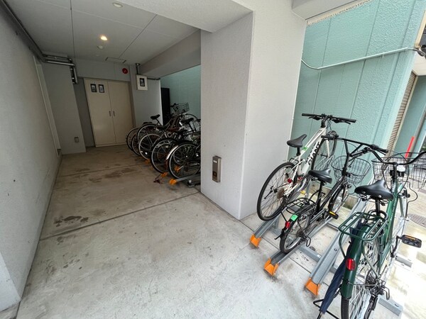駐輪場