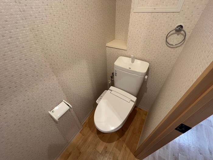 物件内観写真13　(トイレ)