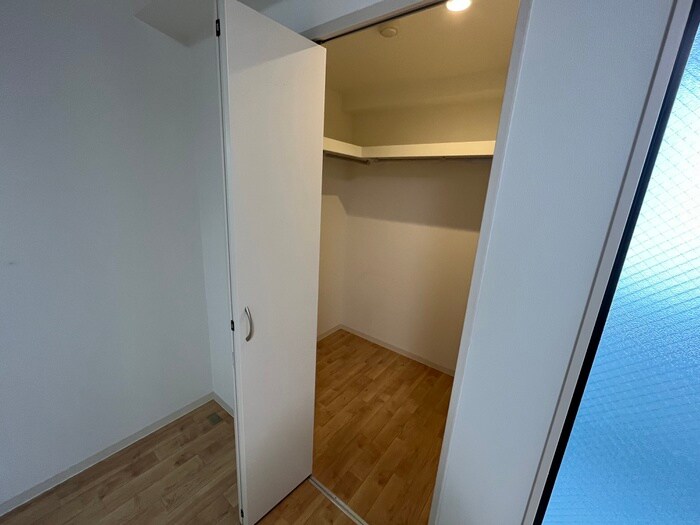 物件内観写真14　(収納)