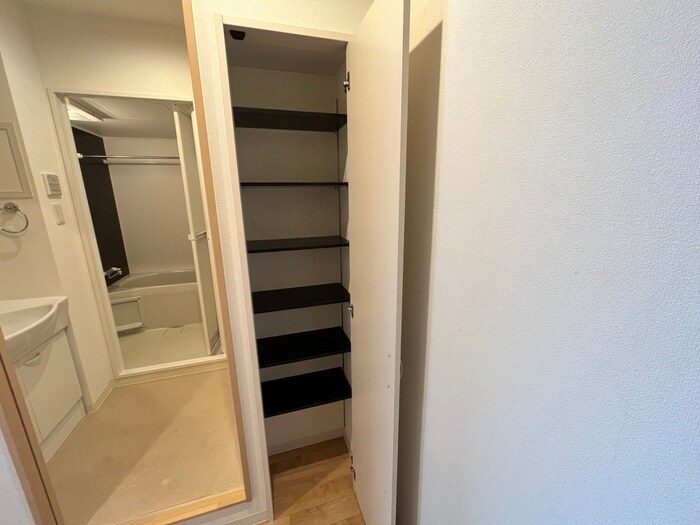 物件内観写真18　(靴箱)