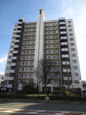 ｸﾛ-ﾊﾞ-ﾊｲﾂ市岡（1202）外観写真