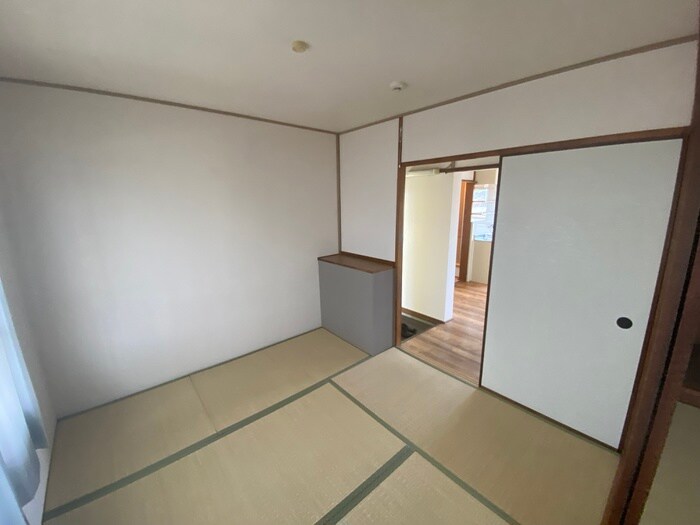 物件内観写真10　(居室)