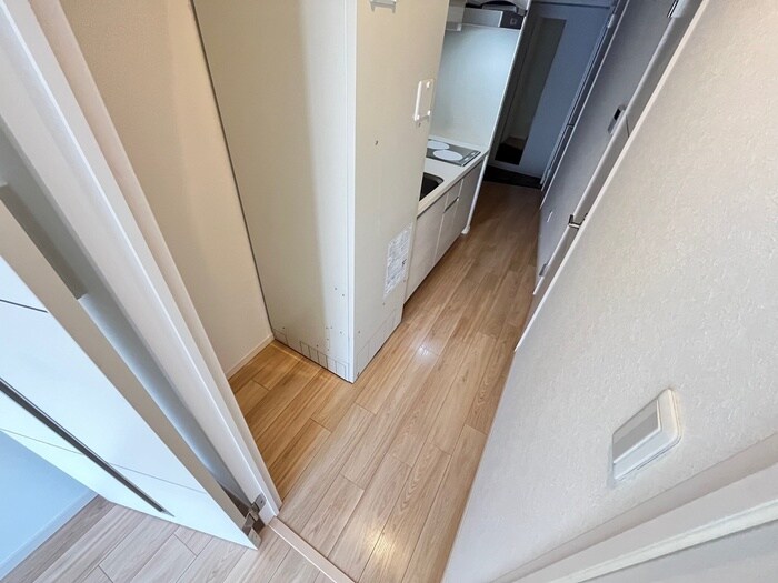 物件内観写真21　(廊下)