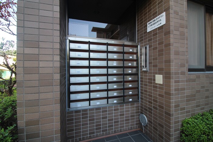 物件外観写真4　(建物設備)