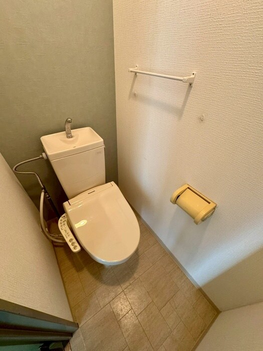 物件内観写真11　(トイレ)