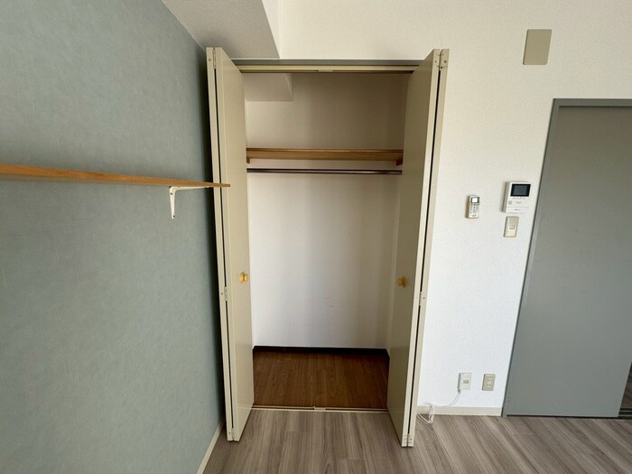 物件内観写真12　(収納)